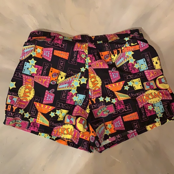 - NWOT Versace Swim Trunks- Mens - Picture 8 of 8